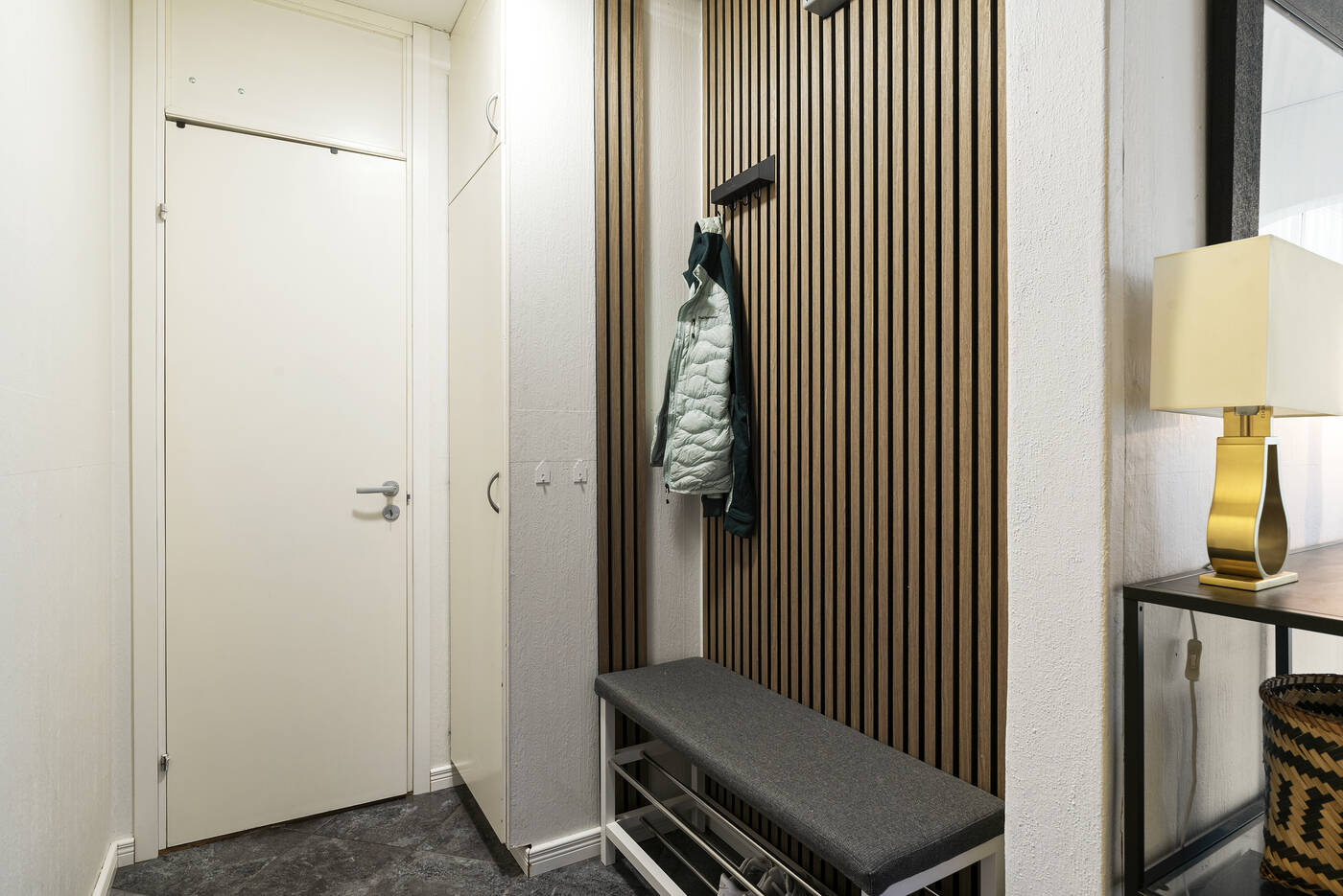 587bcbf5-1285-4918-9ef7-b14fc0714e07