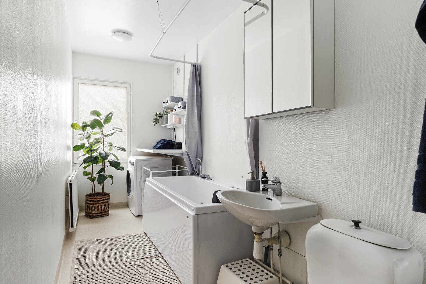 28786516-5fbf-4edf-977f-dad801ed9c60