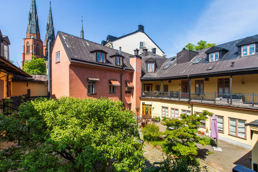 Föreningens innergård vid Gamla stadshotellet