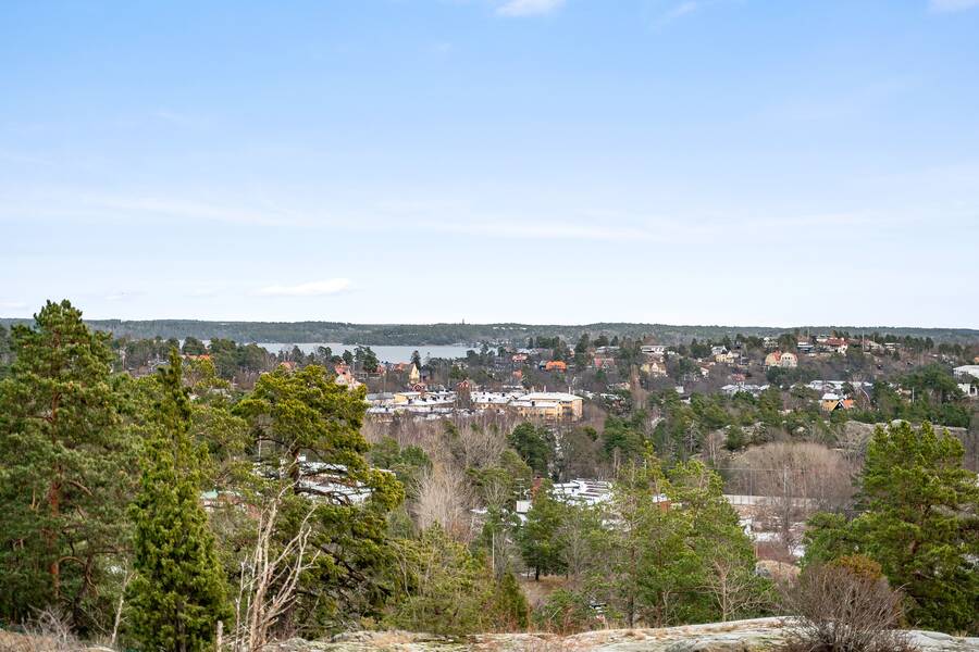 Baggensfjärden syns från bostaden