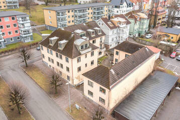 Fullt uthyrd bostadsfastighet med 18 lägenheter i Ulricehamn