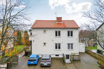 Fullt uthyrd bostadsfastighet med fem lägenheter i bra skick