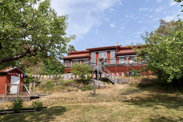 Villa med högt och fritt läge