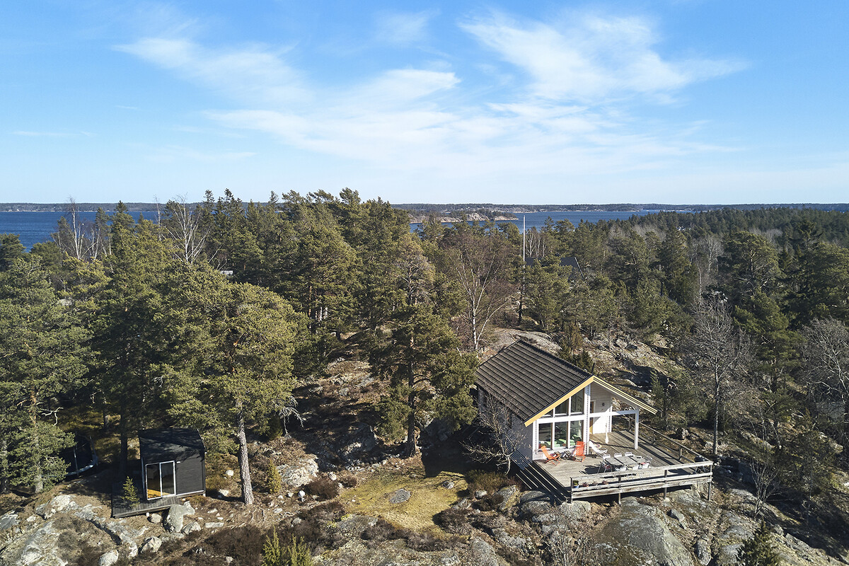 Högt och fritt läge på Vårholma