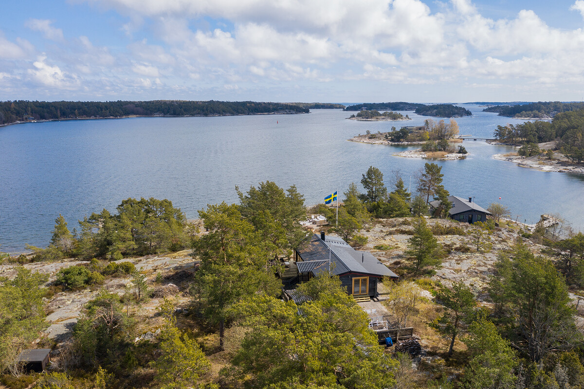 Vy mot leden in mot Sandhamn