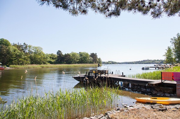 Perfekt strand för alla vattenleksaker