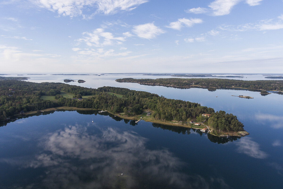 Skyddat läge med öppet hav utanför