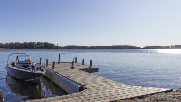 Vy ner mot Fåglarö och Saxaröarna