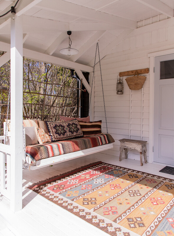 Hängsoffa på altanen