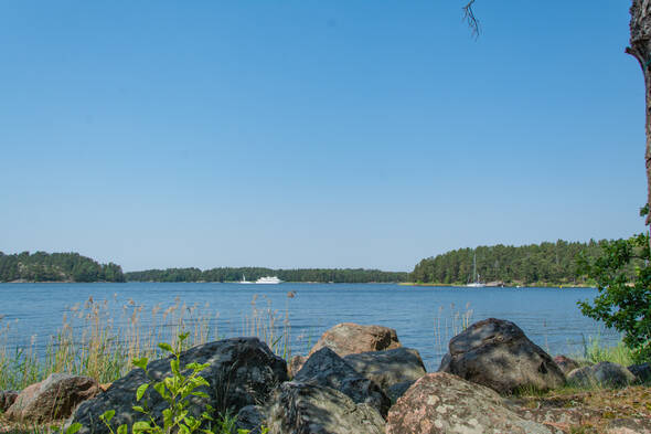 Utsikt mot farleden till Svartsö