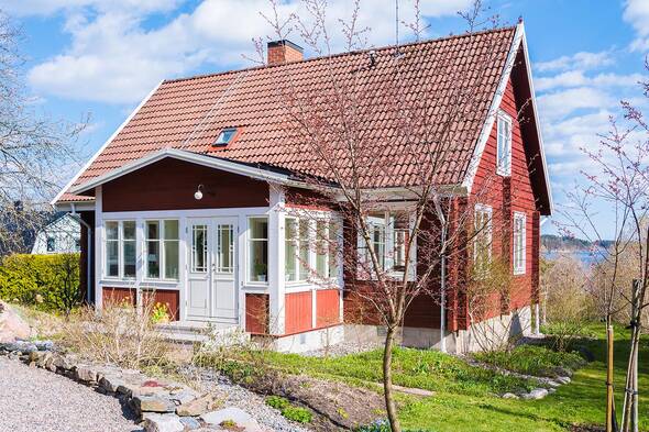 Villa med sjöutsikt