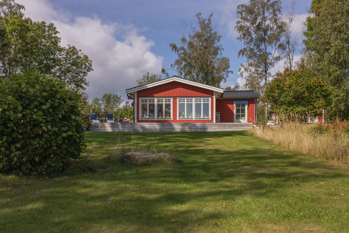 Lätt sluttande gräsmatta