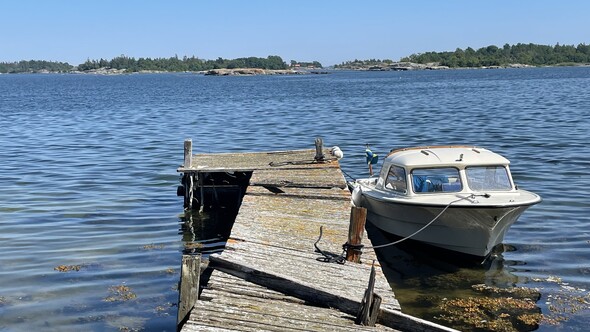 Egna bryggan behöver en del kärlek