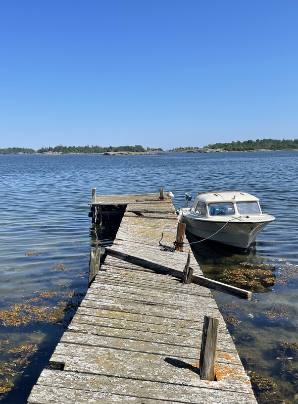 Egna bryggan behöver en del kärlek