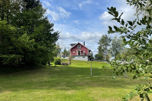 Stor härlig hörntomt