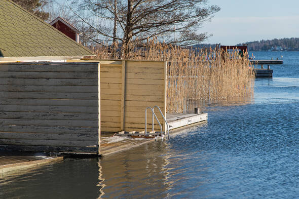 Badbrygga vid badhuset