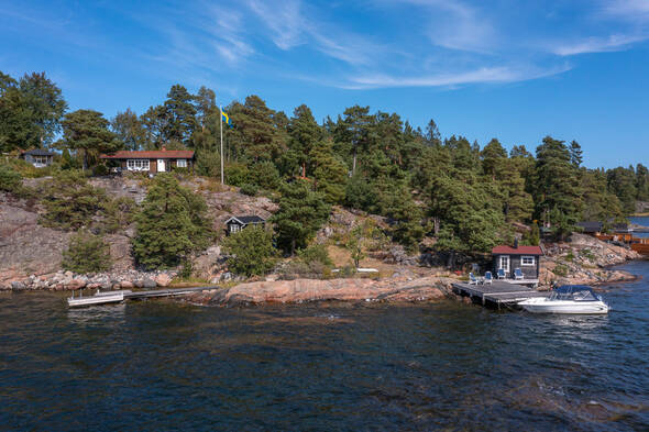 Sjötomt på Björkholmen