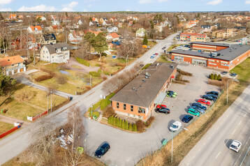 Trevlig lokal med ett fint läge.