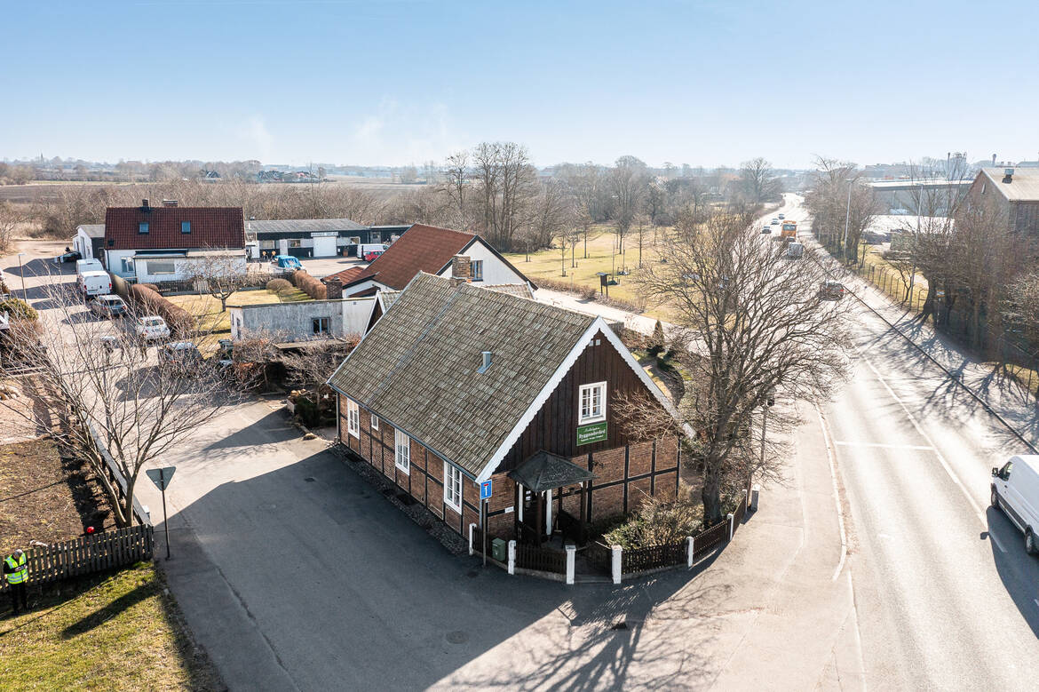 Utmärkt skyltläge vid väg 111