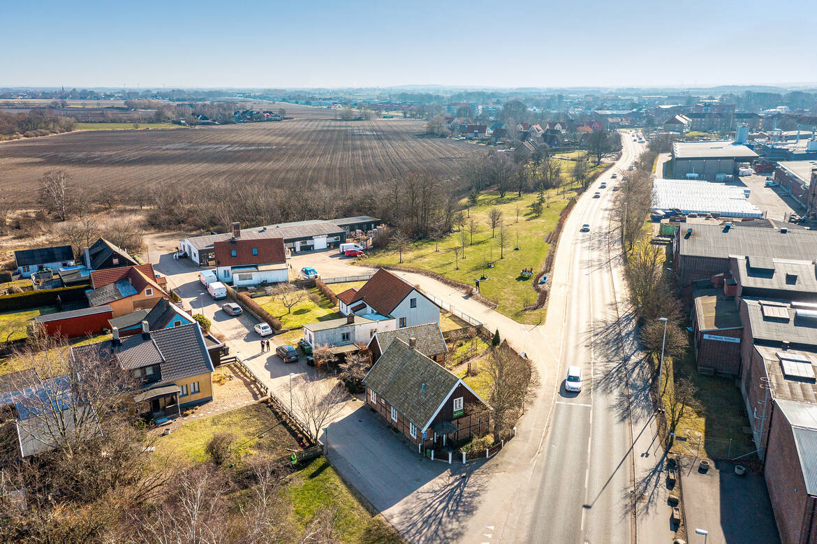 Utmärkt skyltläge vid väg 111