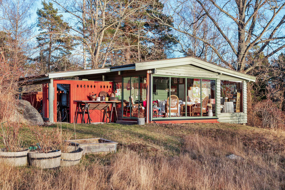 Bastuhus med relax och förråd