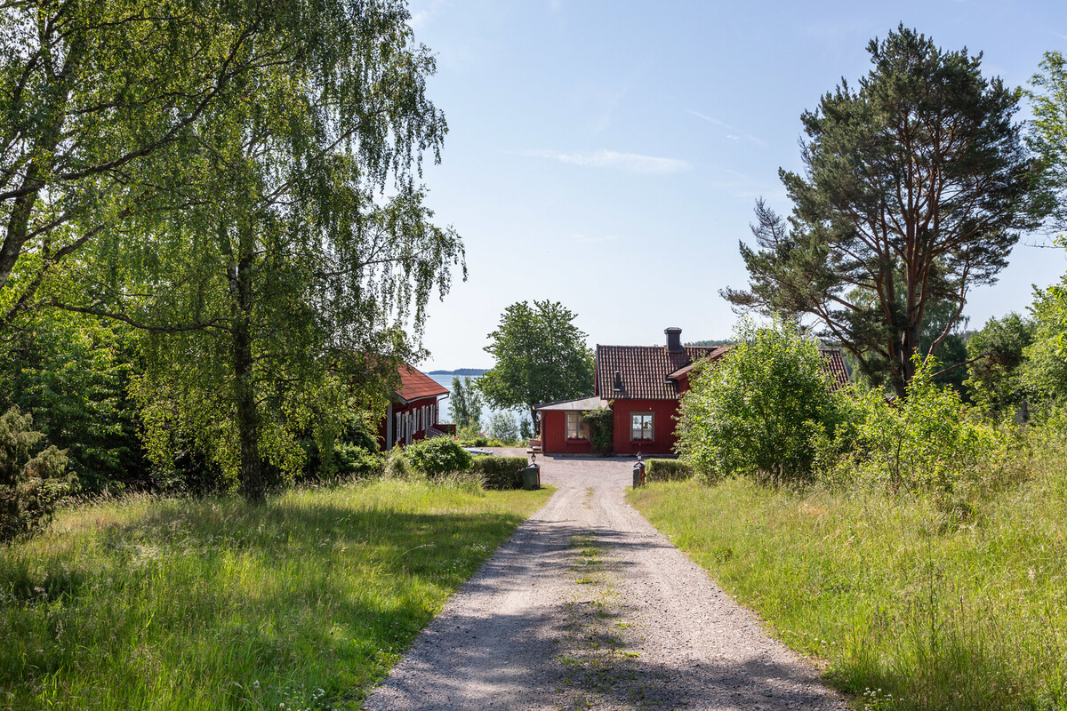 Infart mot fastigheten