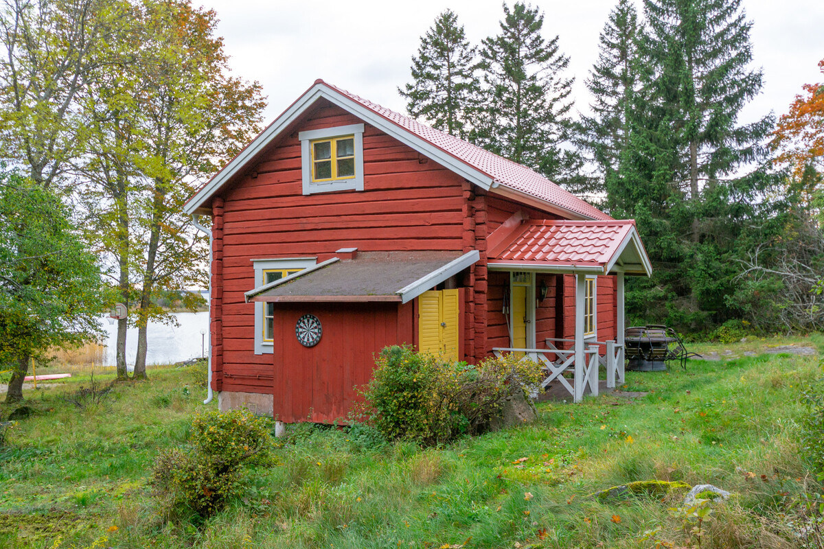 Dusch och tvättmaskin på gaveln