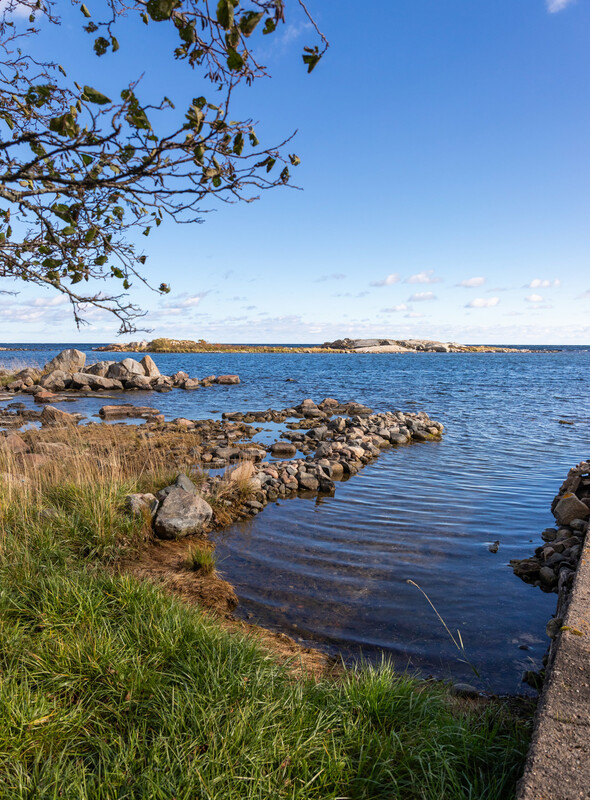 Plats för morgondopp nedanför fastigheten