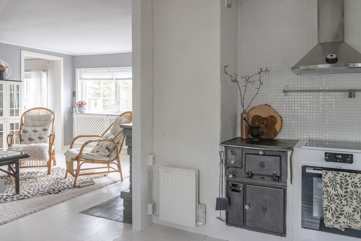 Köket mot sällskapsrummet