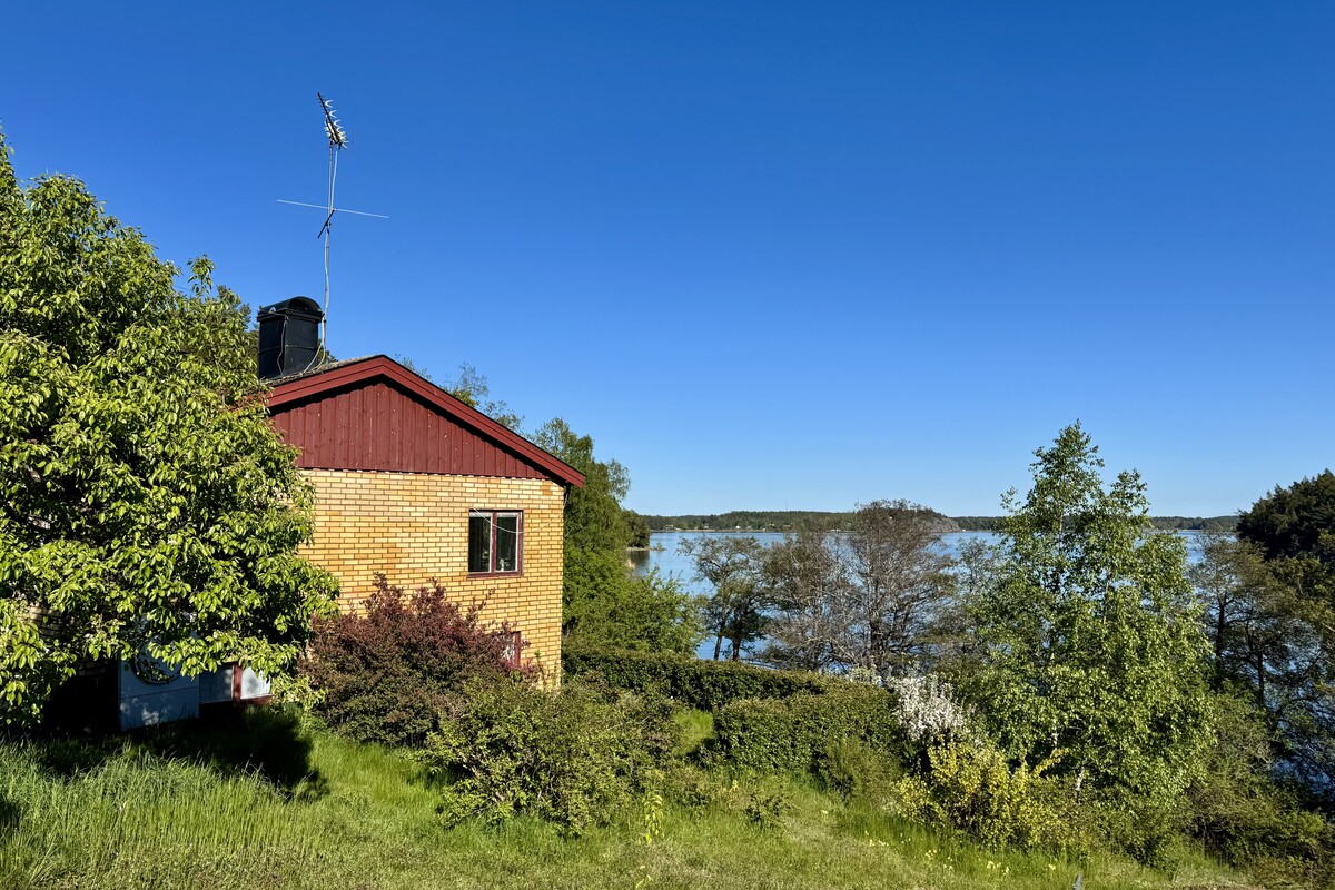 Sjönära Grönviksvägen Rindö7 av 12)