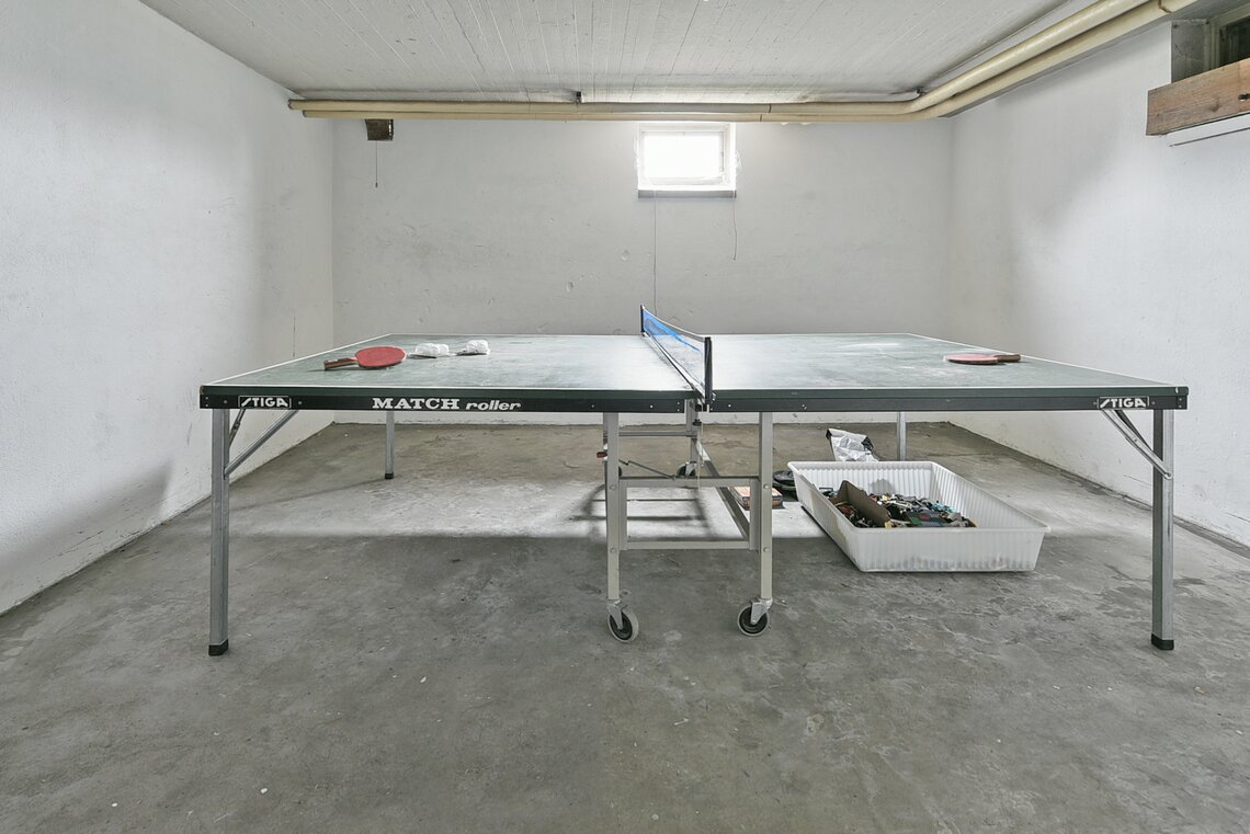 Pingisbord i källaren Pingisbord i källaren