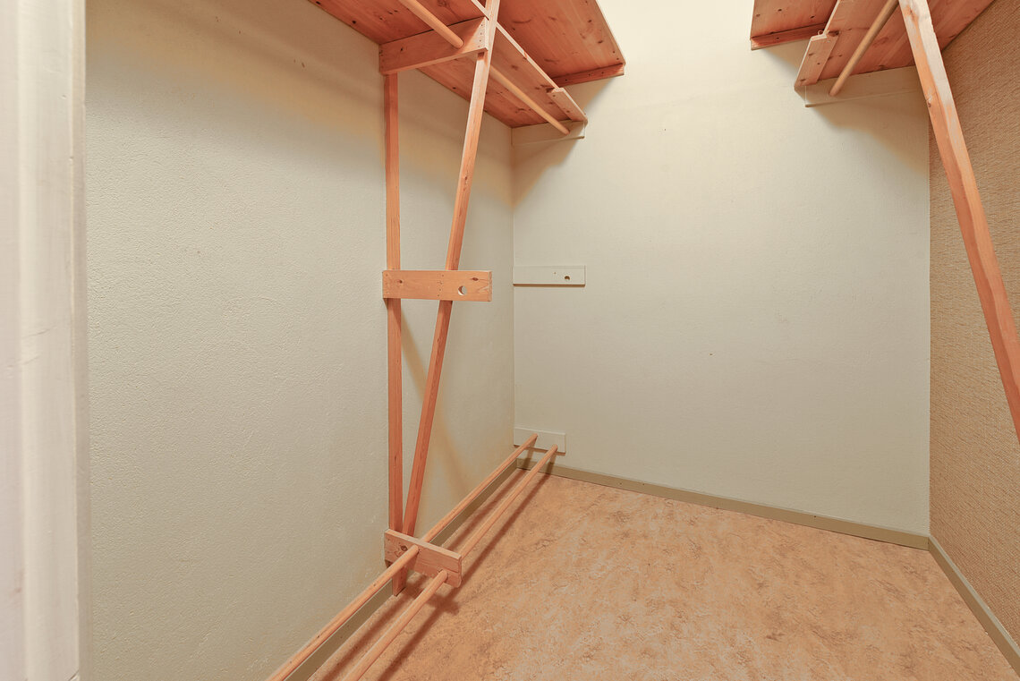 Klädkammare i hallen Klädkammare i hallen