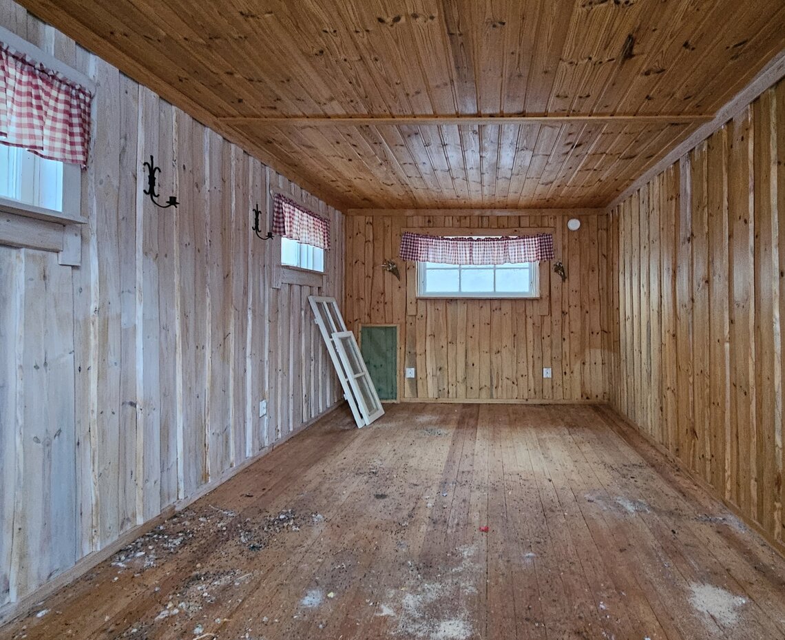 Inrett rum i uthuset Inrett rum i uthuset