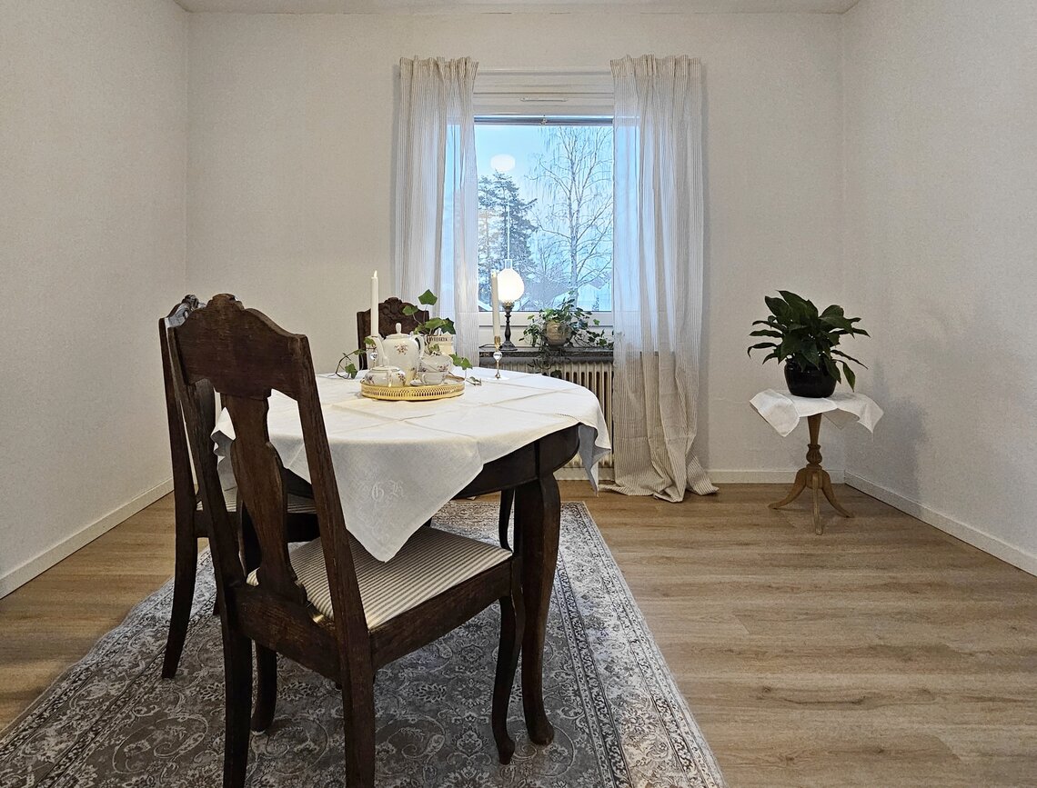 Matsal/Sovrum Matsal/Sovrum