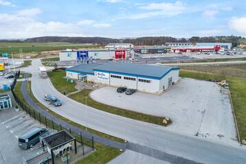 Butik och lagerfastighet i Skurup